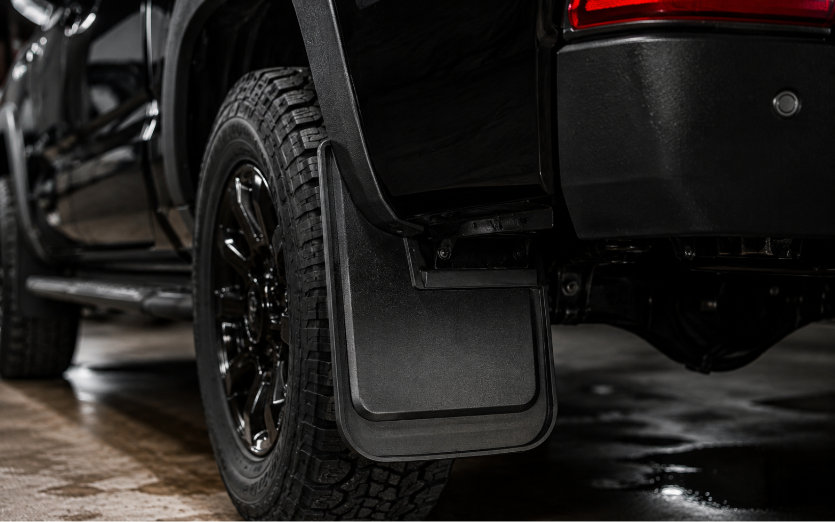 MUD FLAPS